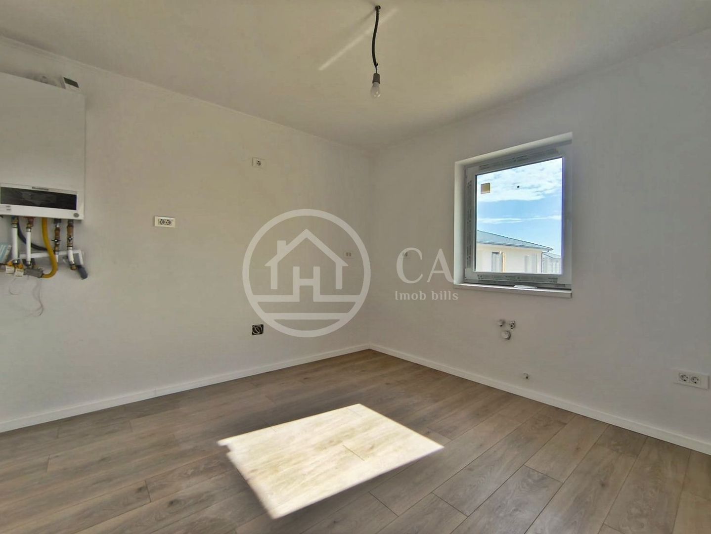 Casa de inchiriat cu 4 camere in Cheriu, Bihor - Poză 5