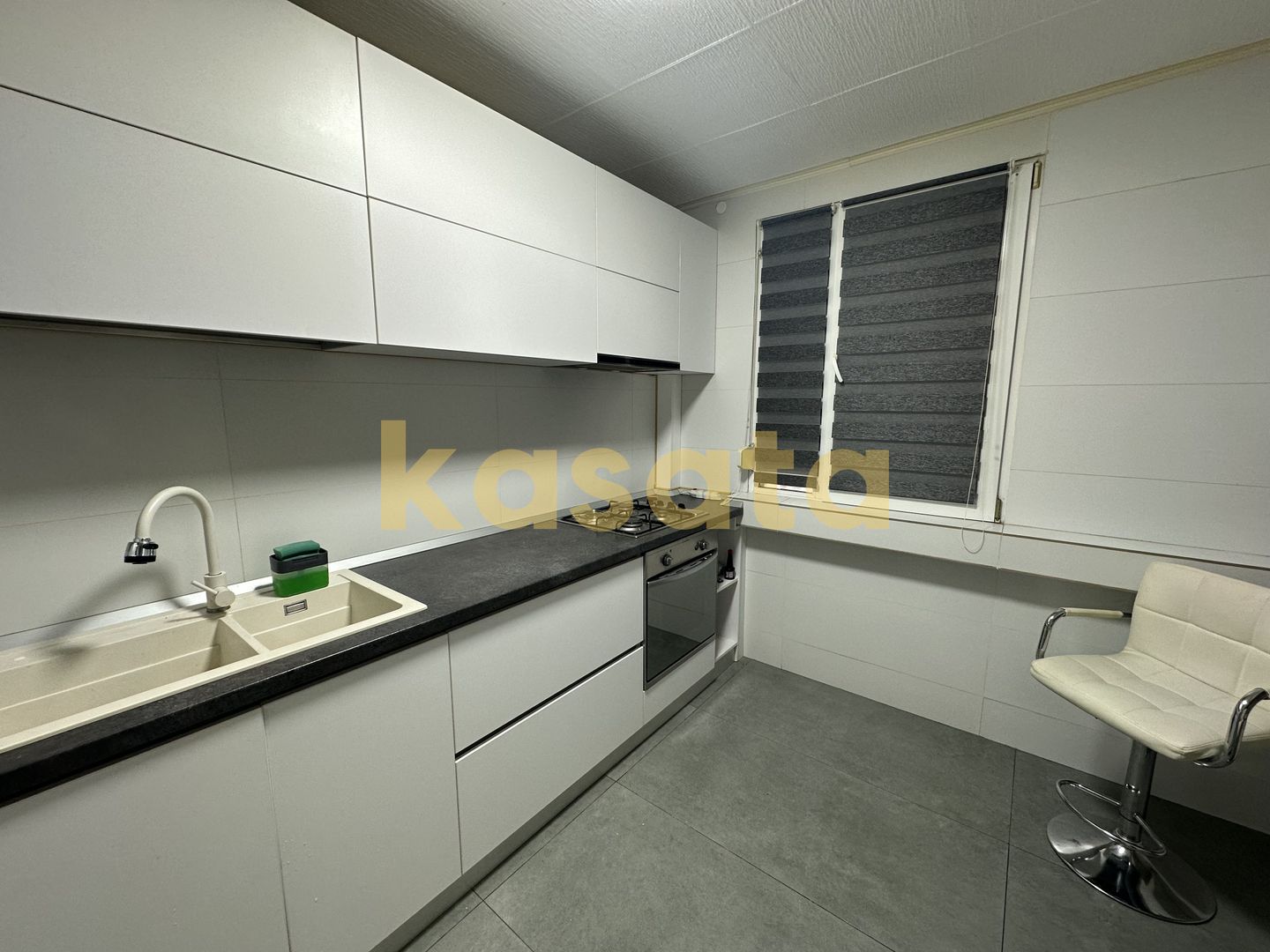 Apartament 3 Camere | Decomandat | Bloc Reabilitat | Garaj Disponibil - Poză 11