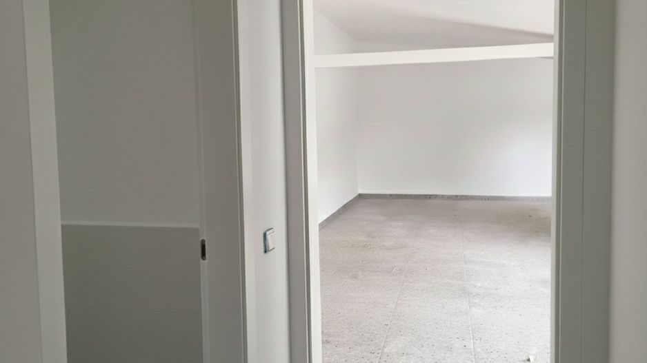 INCHIRIERE - spatiu comercial PIATA SUDULUI - parter, curte, parcare - Poză 10