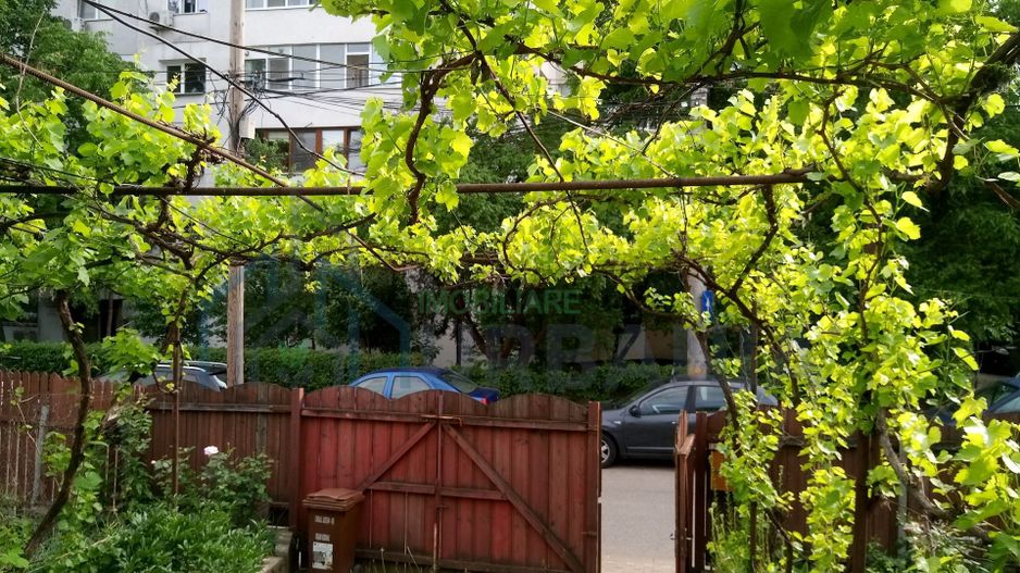 Teren 250 mp cu casă intabulată deschidere 13 metri ultracentral - Poză 1