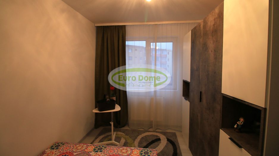 Tractorul, imobil 3 camere in bloc nou - Poză 7