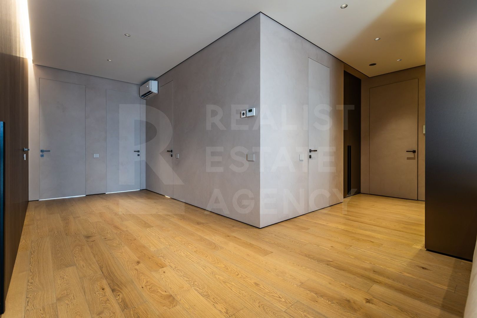 Vânzare, penthouse, 3 odăi + living , str. Onisifor Ghibu, Buiucani - Poză 9