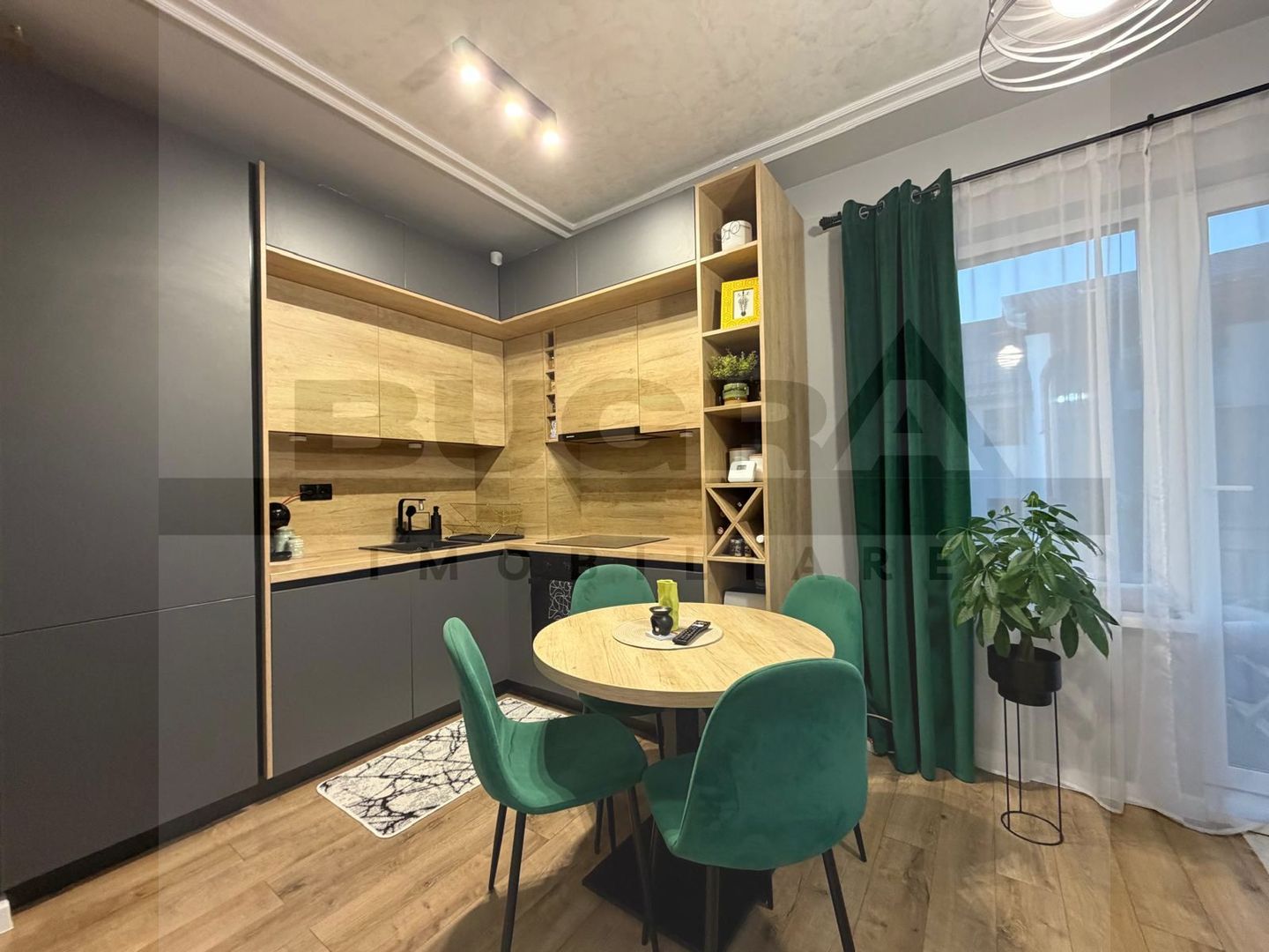 Apartament de 3 camere de lux, parcare subterana, boxa, zona Teilor - Poză 2