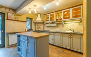 Casă individuală cu 7 camere lângă AFI Mall, ideală pentru birouri sau locuință - Poză 5