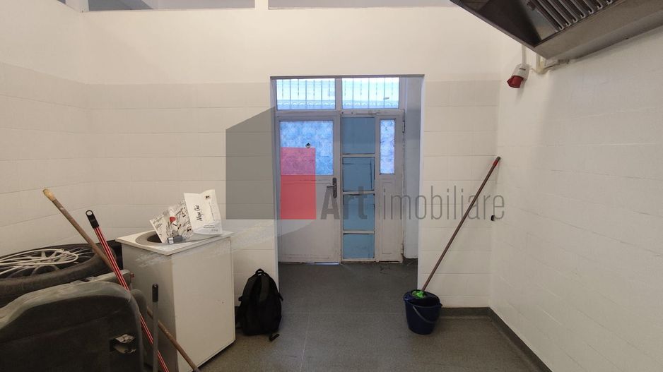 Spatiu comercial de inchiriat (bucatarie, catering, restaurant) in zona Grivita - Poză 12