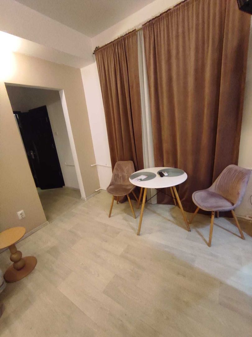 Apartament UNIVERSITATE/METROU - Poză 3