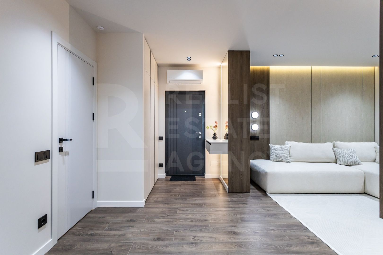 Vânzare, apartament, 2 camere, str. Vasile Lupu, Buiucani - Poză 3