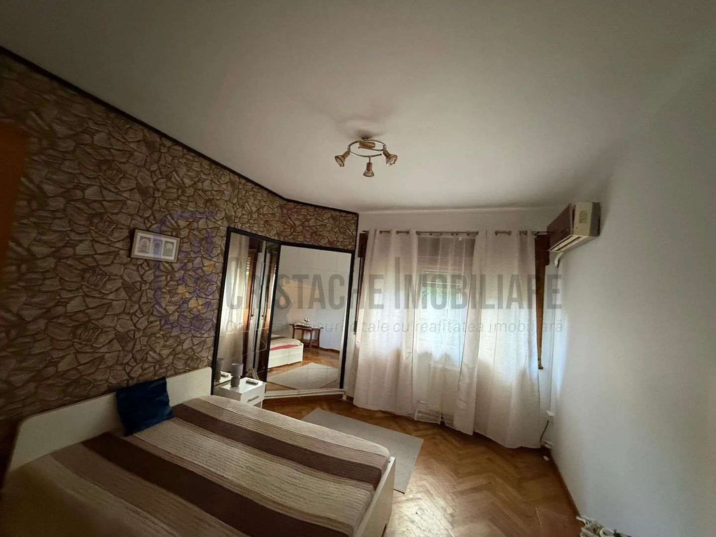 Teatru Evreiesc | 4 camere circular | centrala proprie - Poză 2
