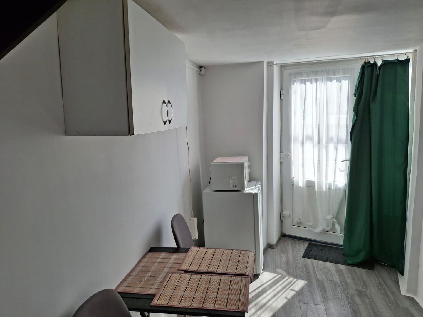 Garsoniera de inchiriat zona centrala - Poză 4