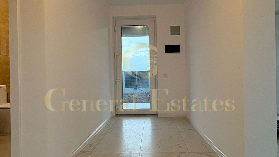 Casă modernă de vânzare în Sânpetru - Poză 6