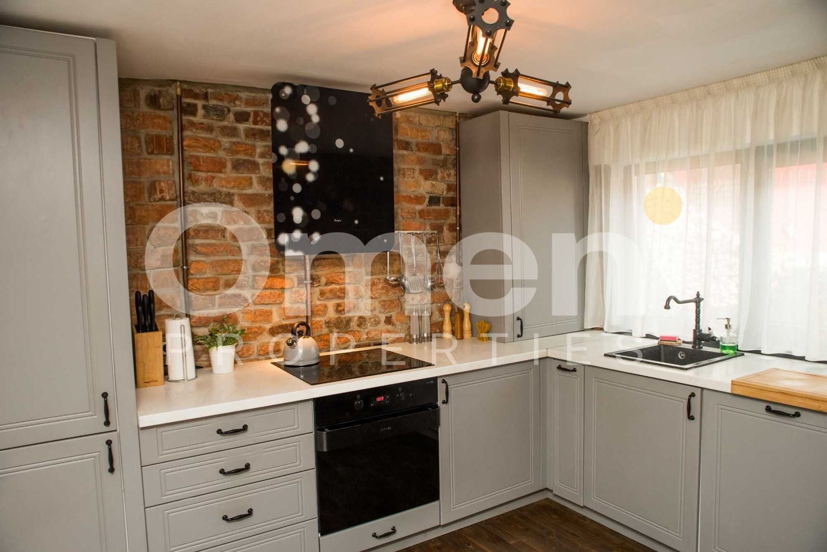 Casa de inchiriat - Centrul Vechi, 2 camere + terasa - Poză 4