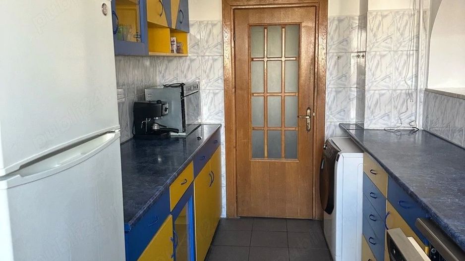 Apartament decomandat 3 camere - Poză 6