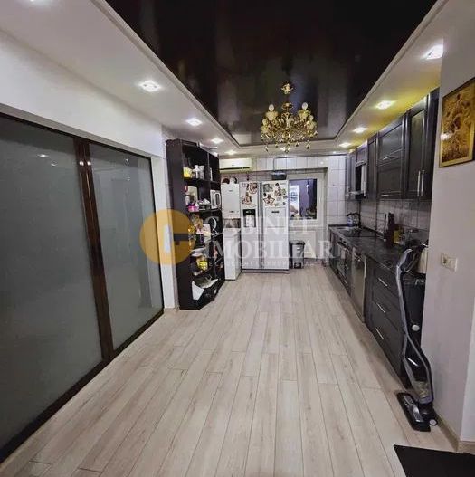 Nicolina- 3 Camere Decomandat -Bloc 1994 - Poză 1