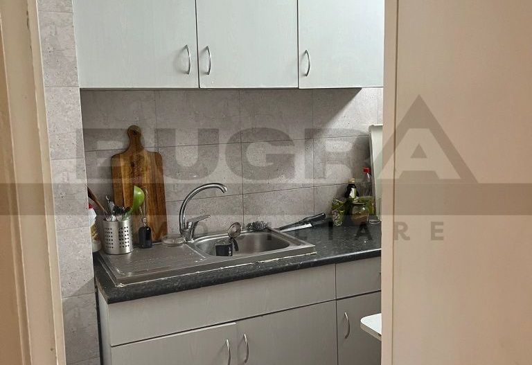 Garsoniera 28 mp, balcon, zona Detunata - Poză 3