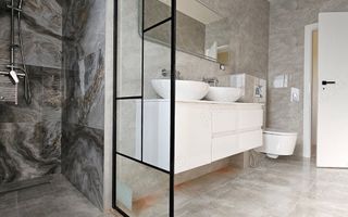 Casa , 4 camere , 2 bai , zona Valea Lupului. - Poză 3