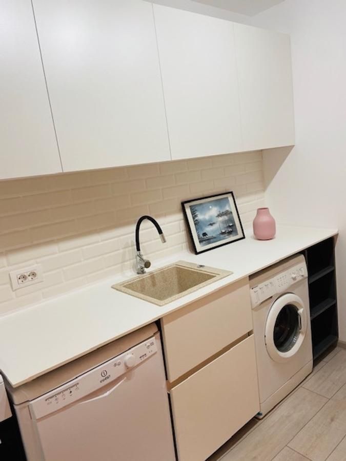 Bright modern 2-room, furnished - Poză 4
