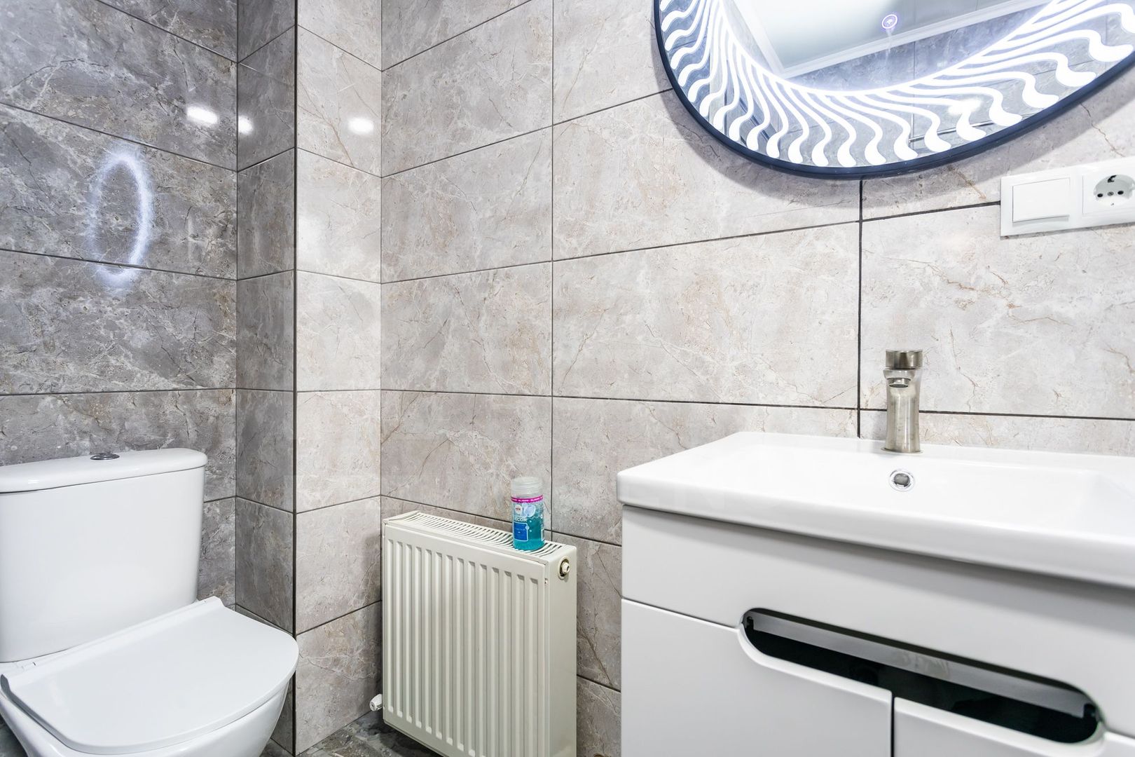 Chirie, casă, 3 nivele, 5 camere, strada Cantinei, Durlești - Poză 25