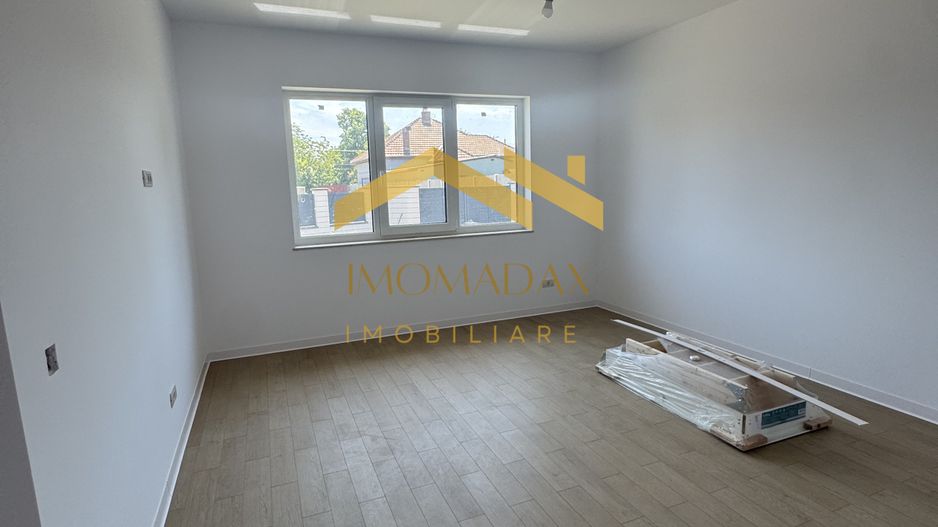 -Casa individuală -4 camere -2 băi - - Poză 16