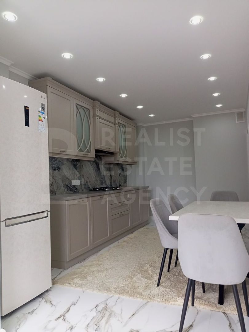 Chirie, apartament 2 camere, 72 mp, str. Ioana Radu, Buiucani - Poză 1