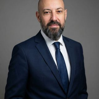 Valentin Mardare - TRÎMBIȚAȘU ESTATE