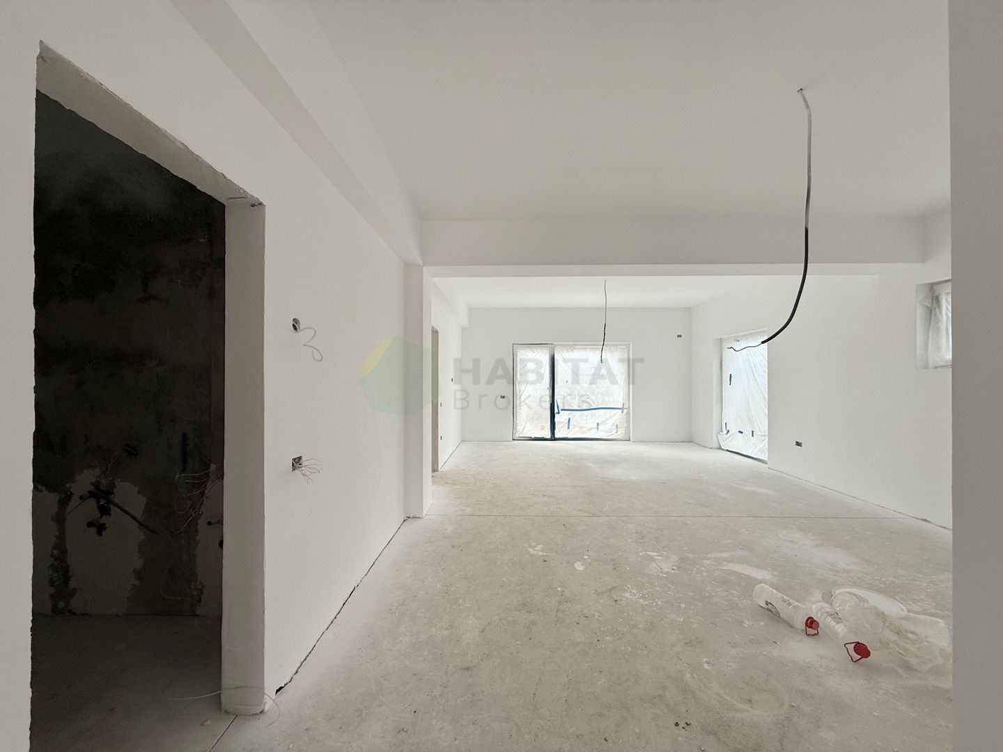 Casa 4 camere pe parter-Tunari | Teren 400 mp - Poză 13