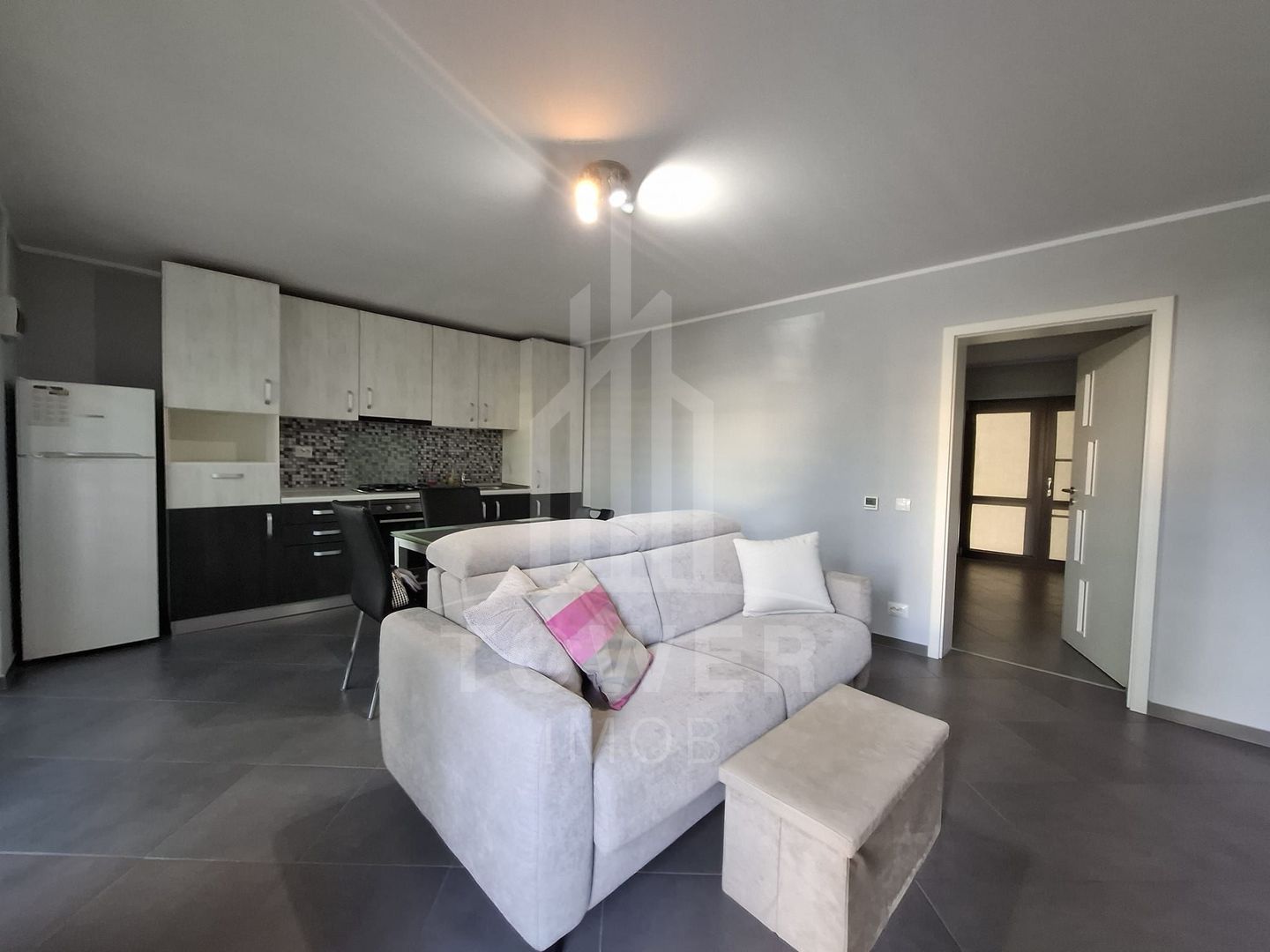 Apartament modern  2 camere , – Cartierul Tineretului, (la casa) - Poză 2