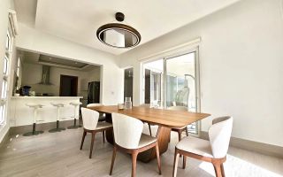 Vilă modernă de lux cu piscină privată - Poză 9