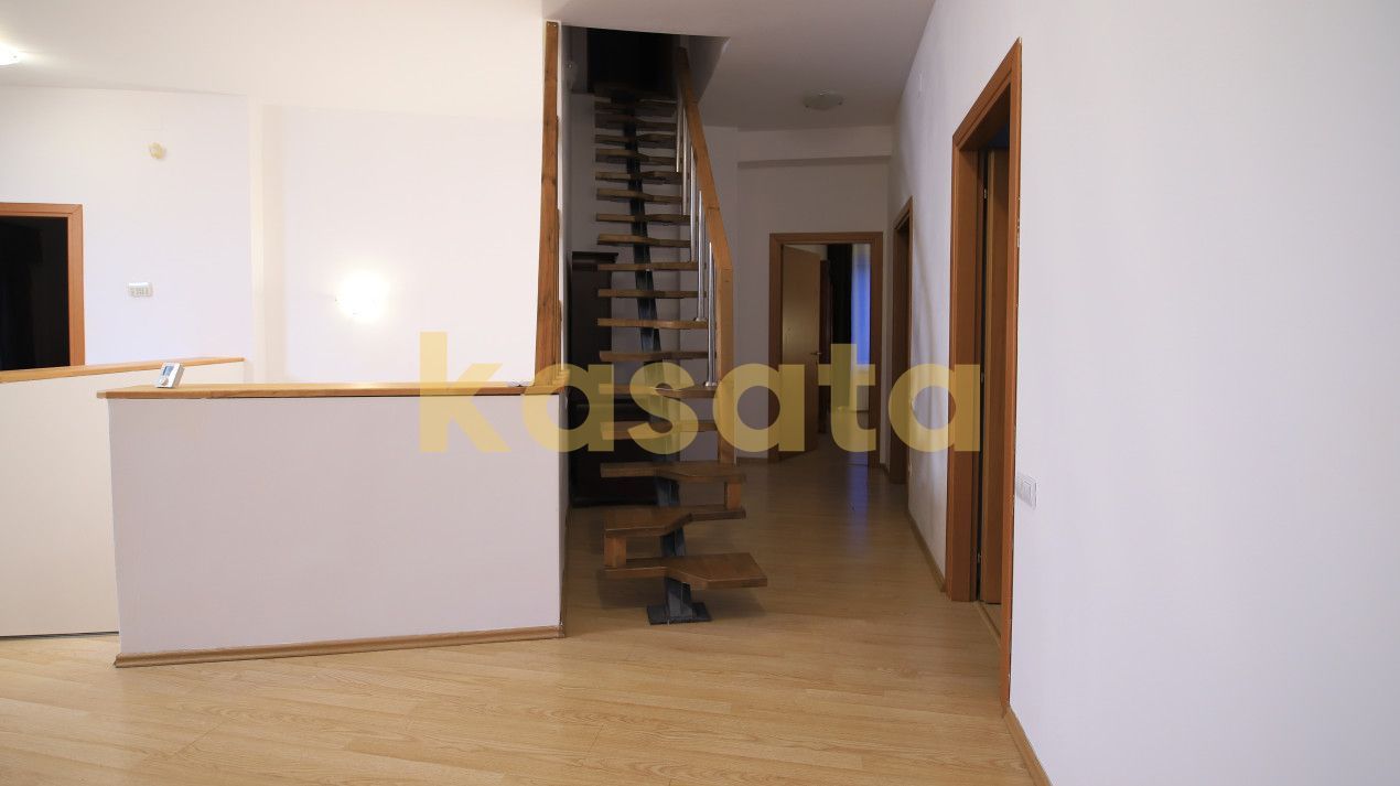 Vilă Individuală de vanzare cu teren de 1.000Mp. – Zona Jolie Ville - Poză 38