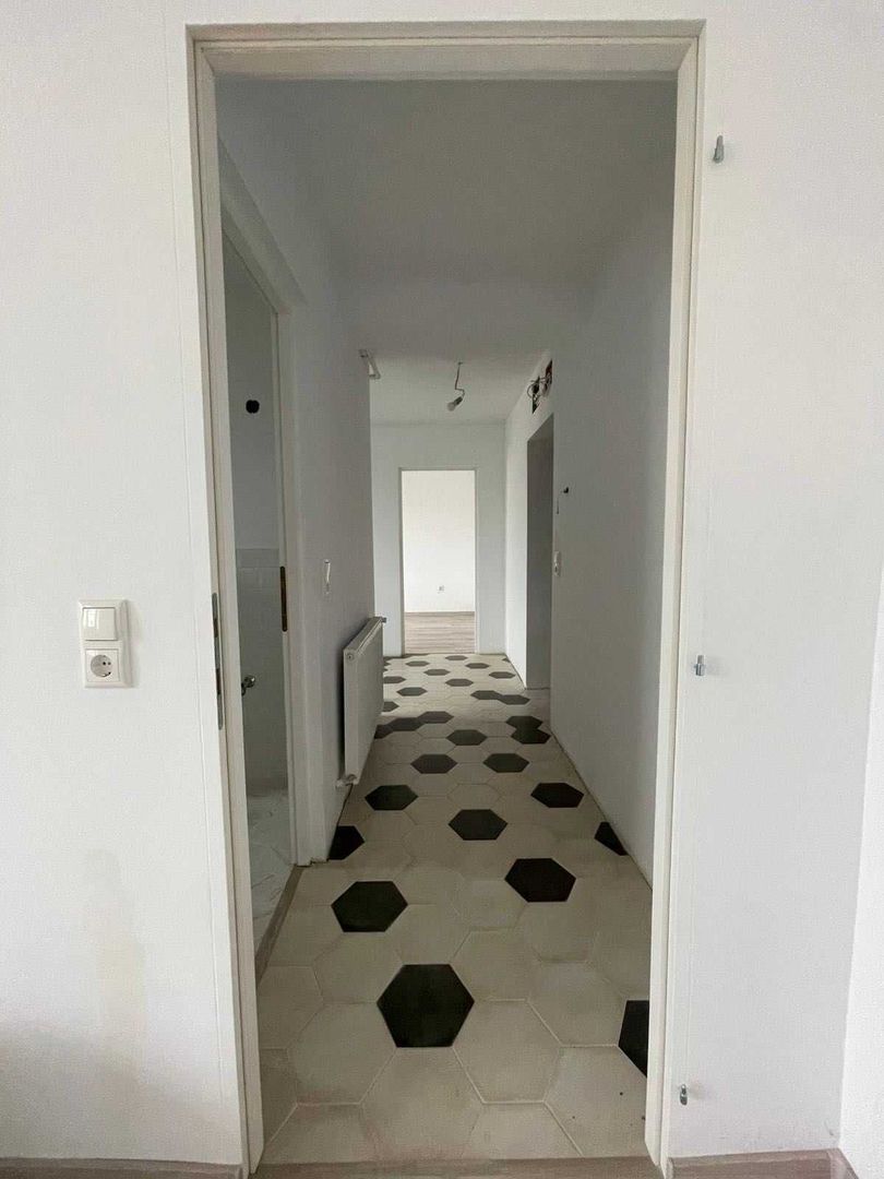 BRASADAS vinde ap 2 cam Botizului etaj 4/4 60mp - Poză 5