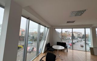 Spațiu de închiriat,ultracentral,Covasna, 152mp, 1000 euro(negociabil) - Poză 6