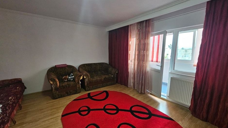 De vânzare apartament 3 camere, Prudu – Complex 2 - Poză 1