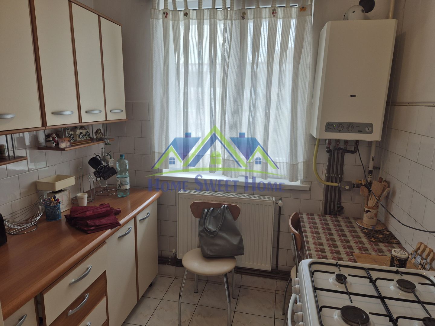 🏡 DE VÂNZARE – APARTAMENT 2 CAMERE | ZONA M4, BL. C42 🏡, ETAJ 3! - Poză 3