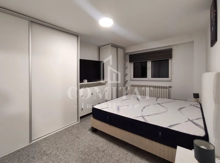 Apartament cu 3 camere decomandate | Zona Iulius Mall — fotografia 1