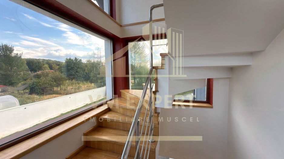 CASĂ 5 CAMERE TEREN 1600 MP CAMPULUNG - Poză 52