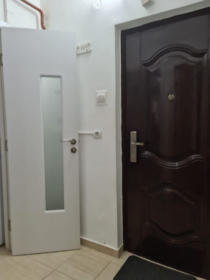 De vanzare apartament cu o camera, parter, I.C.Frimu 43.000 euro - Poză 7