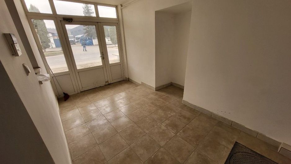 P 4080-1 Spatiu comercial cu 5 incaperi în Târgu Mureș, zona Depozitelor - Poză 5