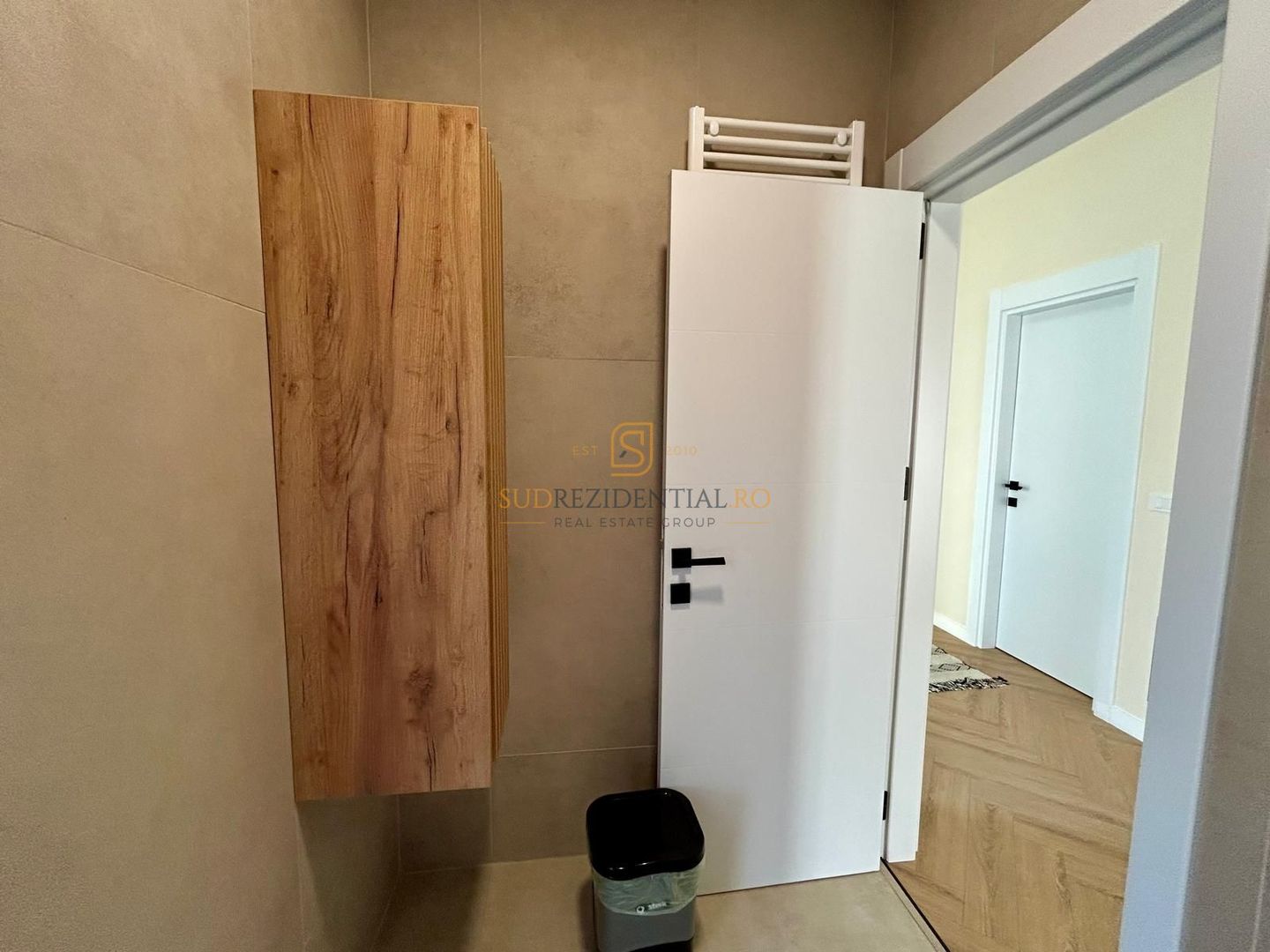 Casă 4 camere | 3 dormitoare | 3 bai | Mobilată premium | Curte 175 mp - Poză 19