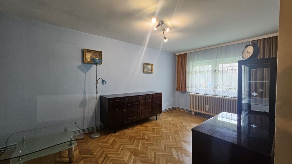 APARTAMENT 3 CAMERE , PIATA RAHOVEI - Poză 3