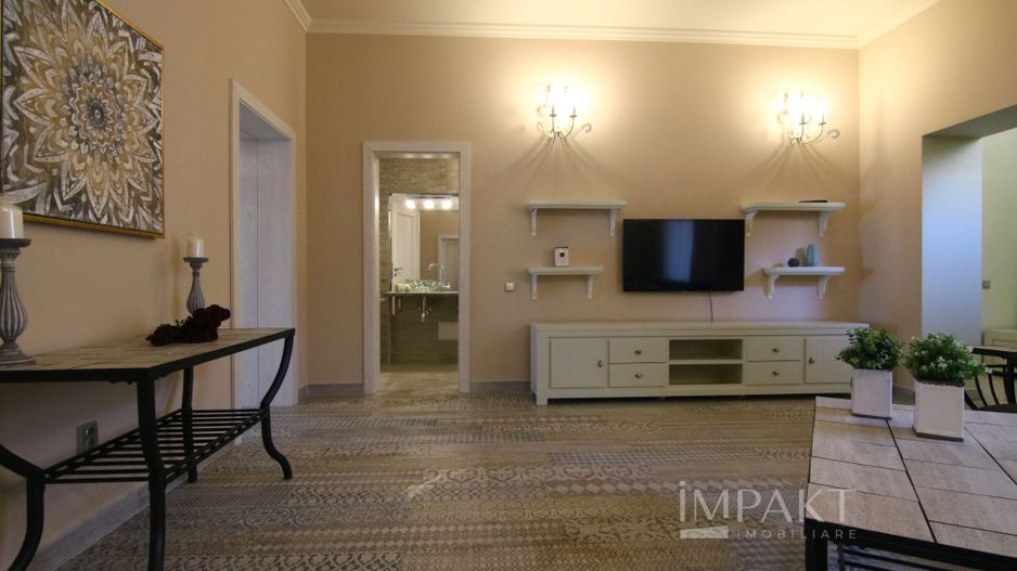 Apartament 4 camere, lux, zona Centrala! - Poză 27