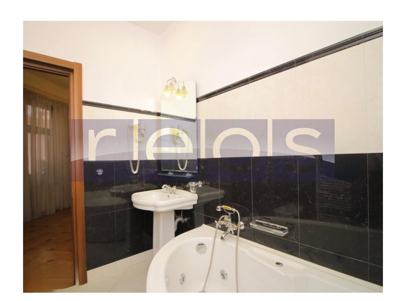 DOROBANTI-CAPITALE | INCHIRIERE DUPLEX IN VILA | 250MP | CURTE 300MP | - Poză 6