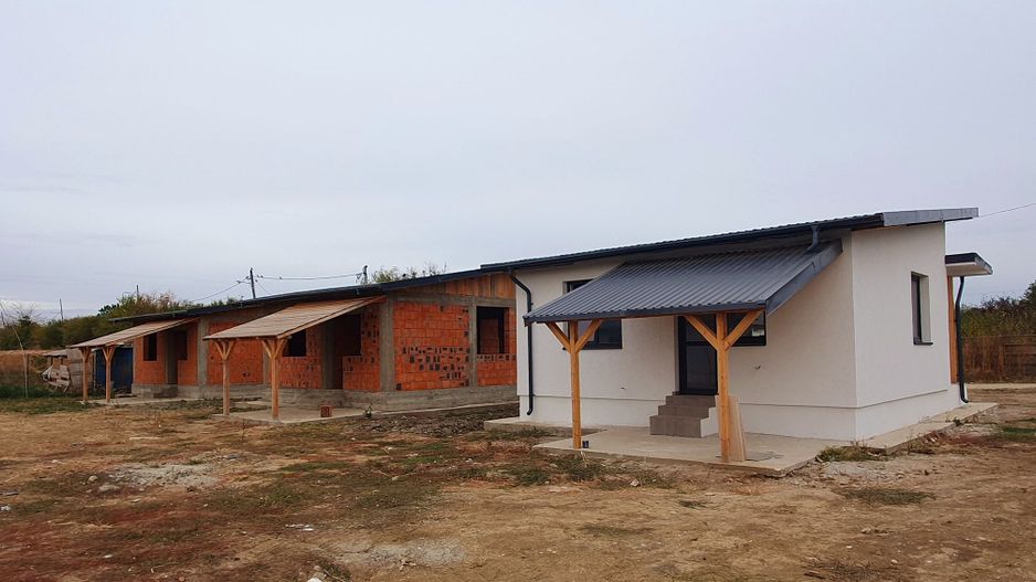 Căsuță (nu doar) de week-end pentru pasionații de pescuit și natură. - Poză 2