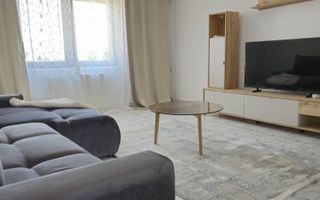 De inchiriat apartament spatios, zona Garii, et. 3, 490 euro negociabil - Poză 2