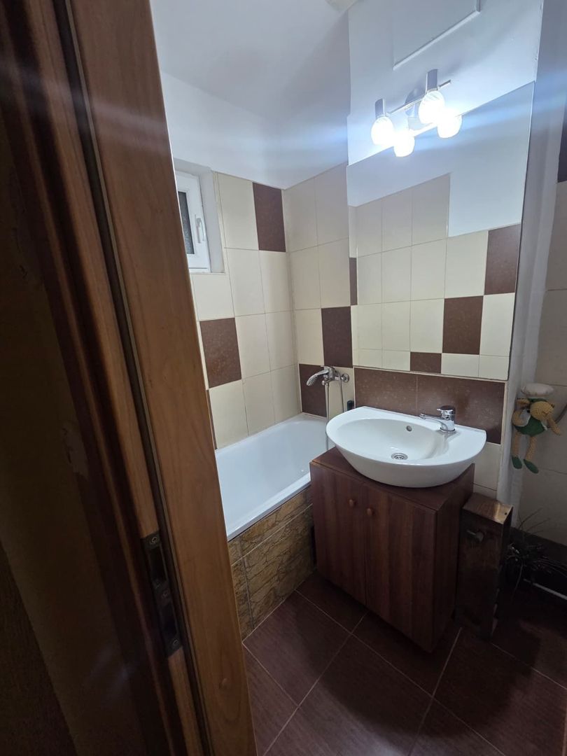 Calea Torontalului | 2 Camere | Centrala Proprie | Bloc izolat | Lift . - Poză 3