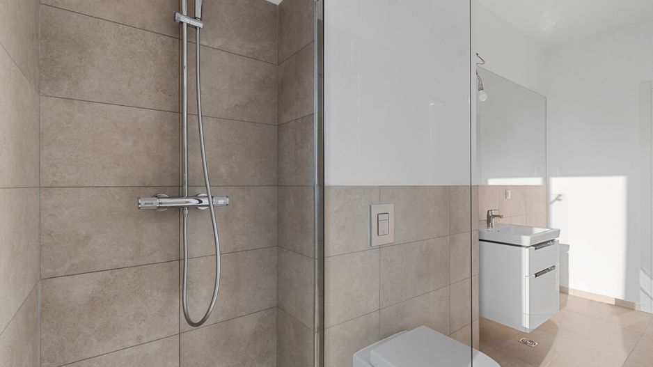 Apartament 4 camere - 112 mp - comision zero - 249000 Euro+tva - Poză 19