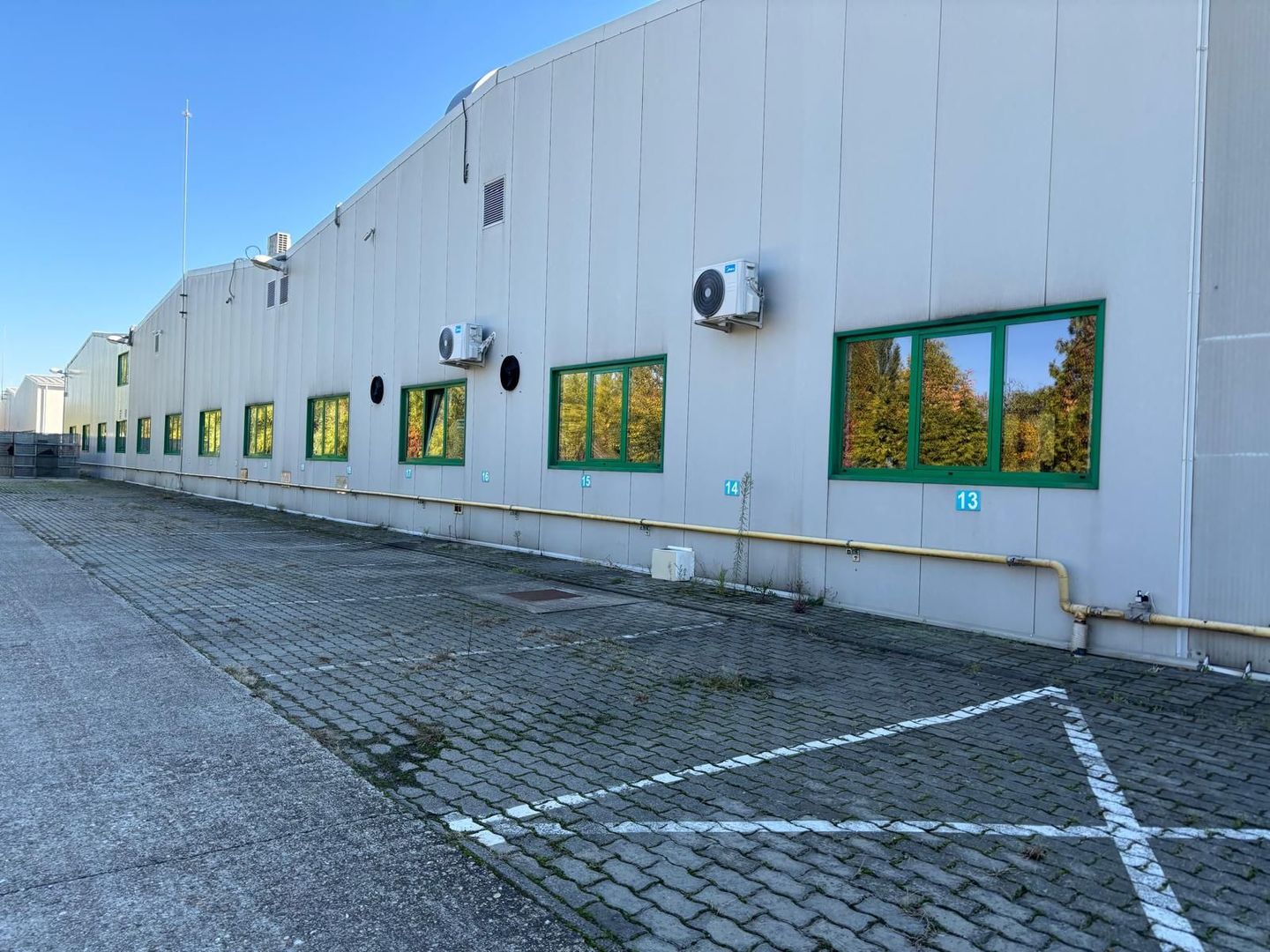 Hala 5000 mp dotata pentru productie si depozitare ISU categoria D - Poză 48