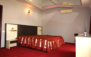 Casă individuală – Dumbrăvița, mobilata si utilata, spatii generoase. - Poză 17