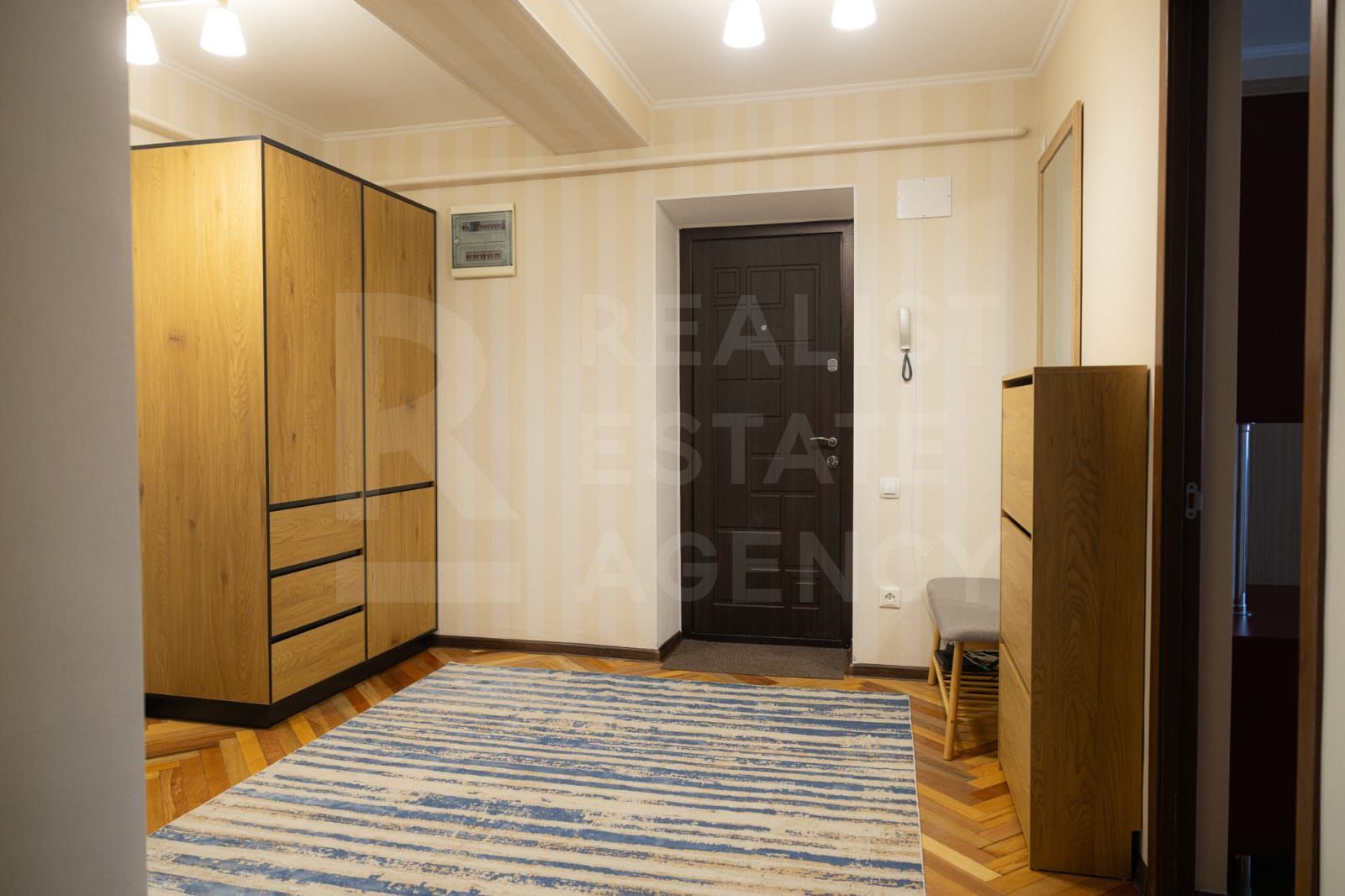 Chirie, apartament, 3 camere, str. Mihail Kogălniceanu, Centru - Poză 14