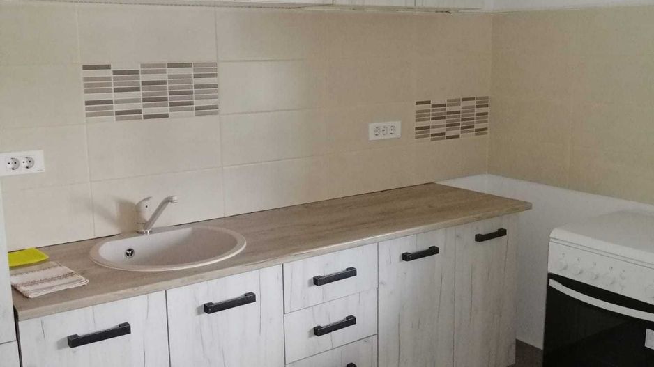 2 camere de închiriat, centrala proprie, la 7 minute de Mihai Bravu - Poză 1