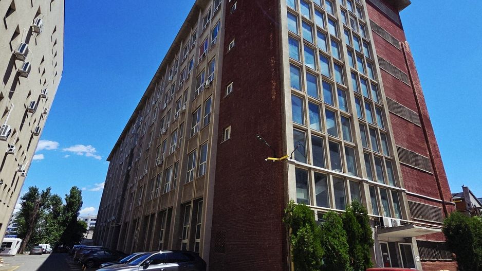 SPAȚIU INDUSTRIAL | 1.000 MP | LIFT MARFĂ | H=4,5 M | ZONA BAICULUI - Poză 1