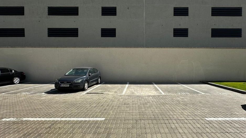 Studio Dublu Superb cu Terasa Generoasa H Pipera Lake - Poză 13